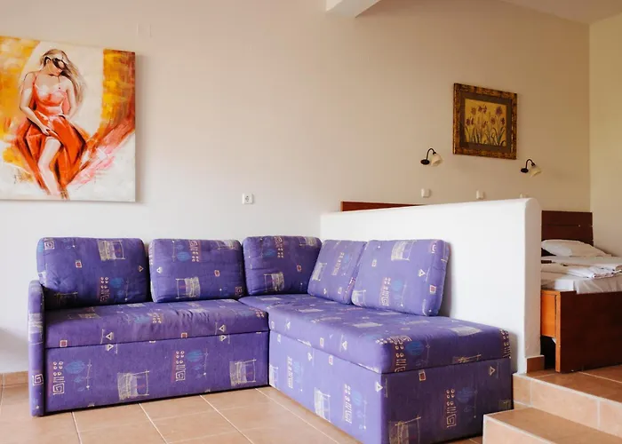 Finikas Apartments