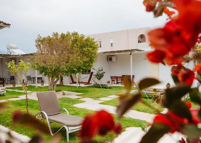 Finikas Apartments