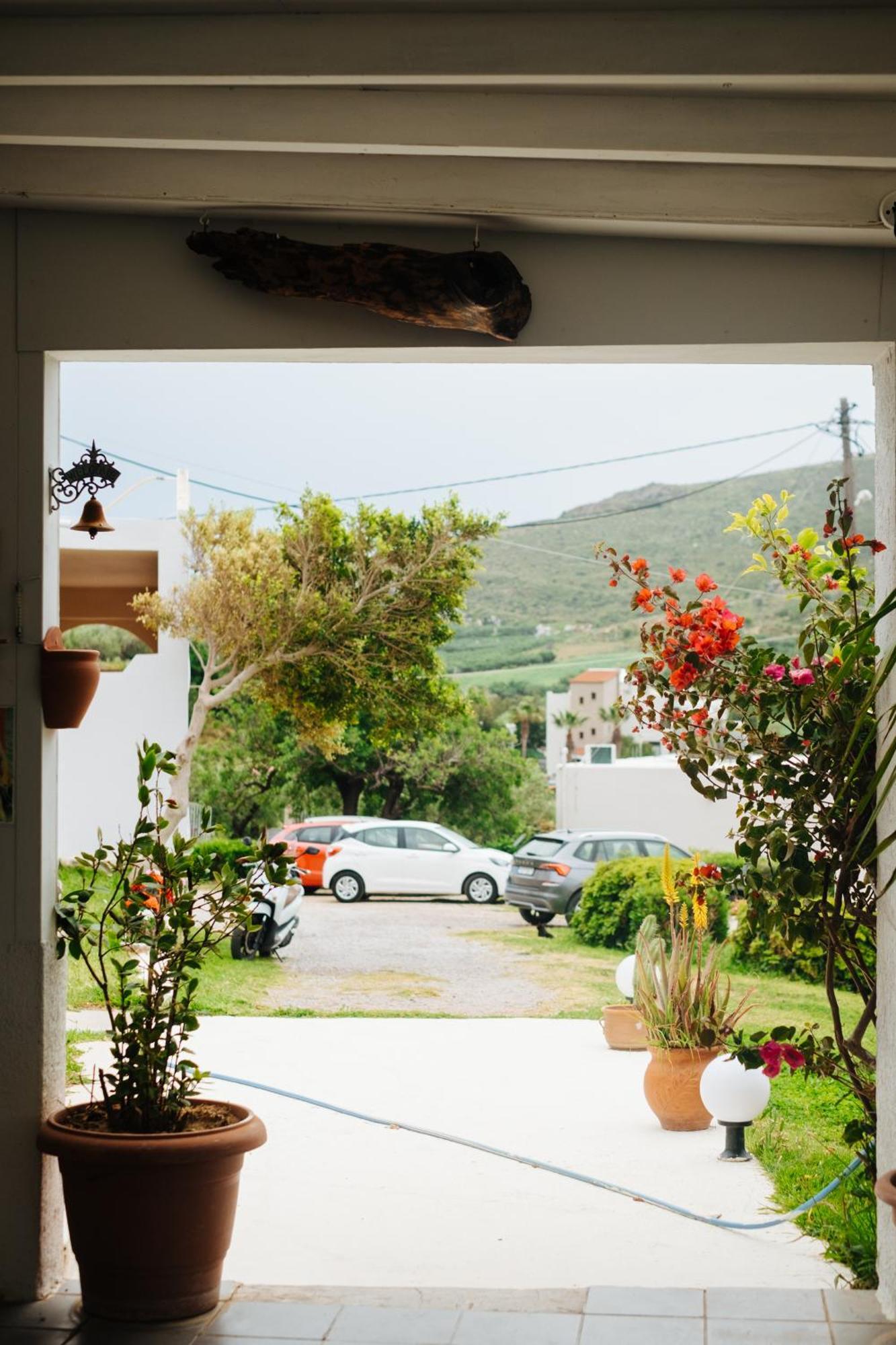 Apart Otel Finikas