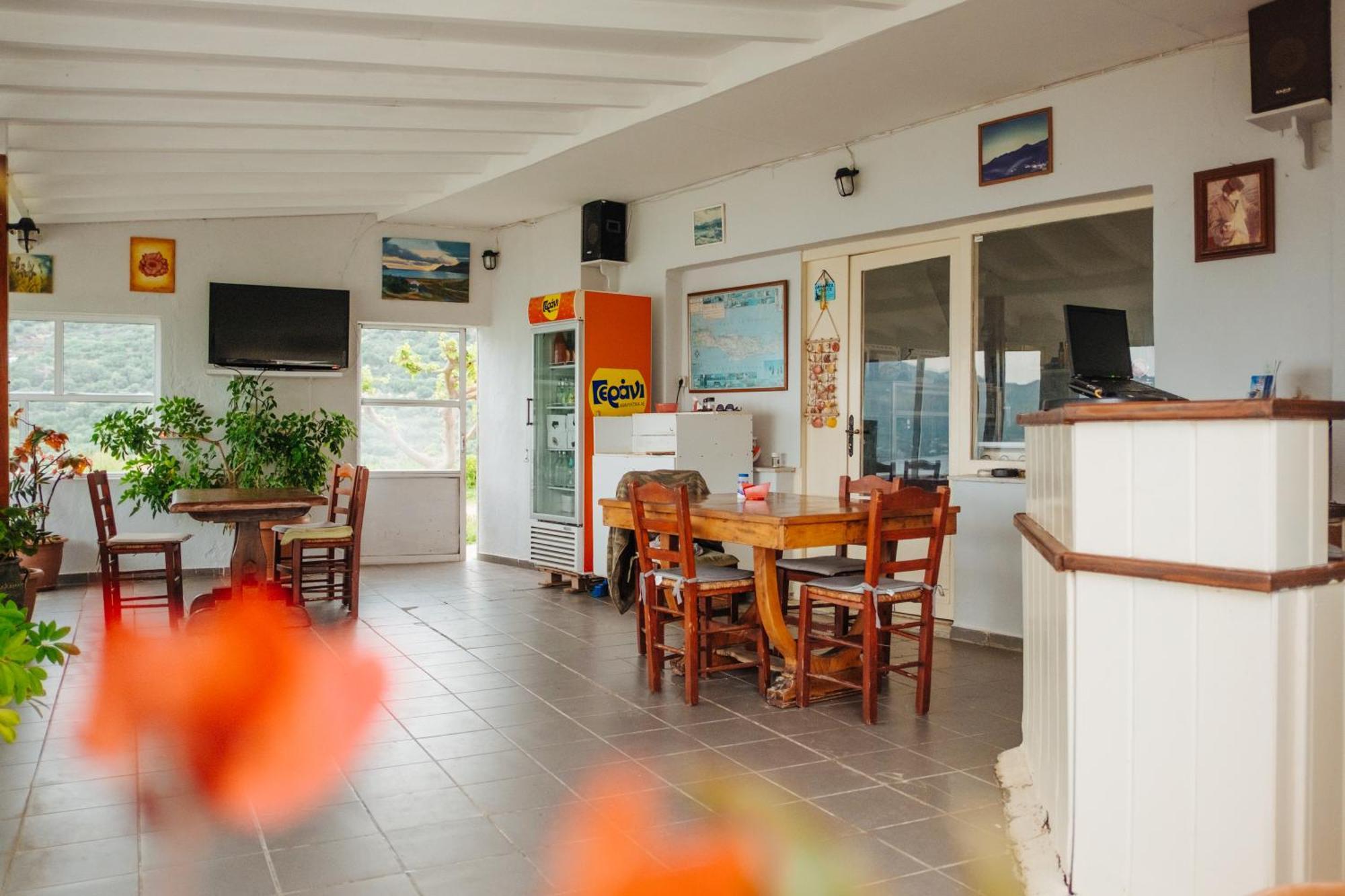 Apart Otel Finikas