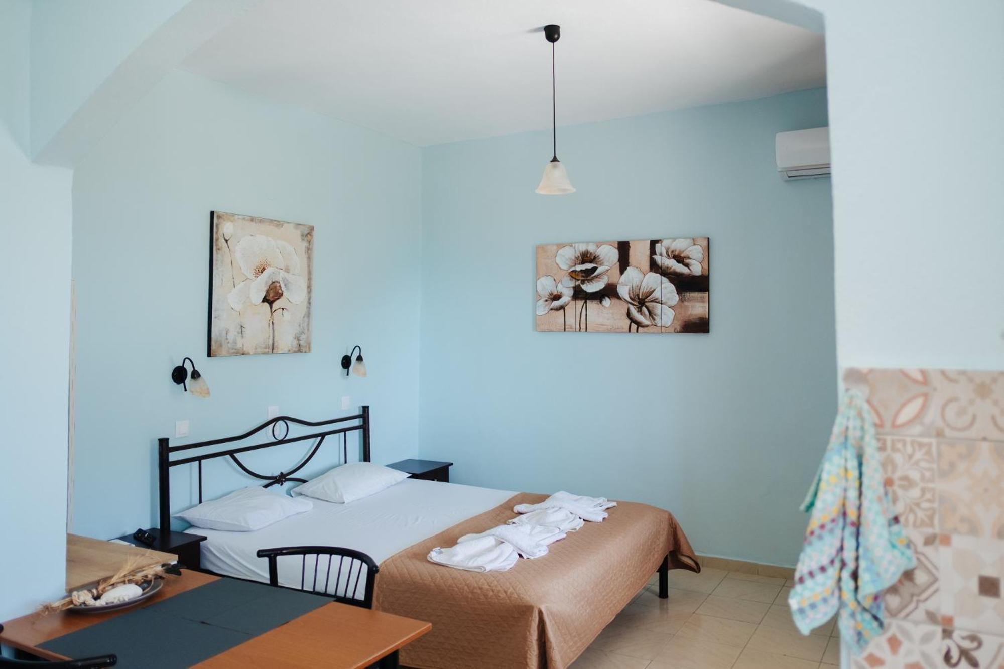 Apart Otel Finikas *